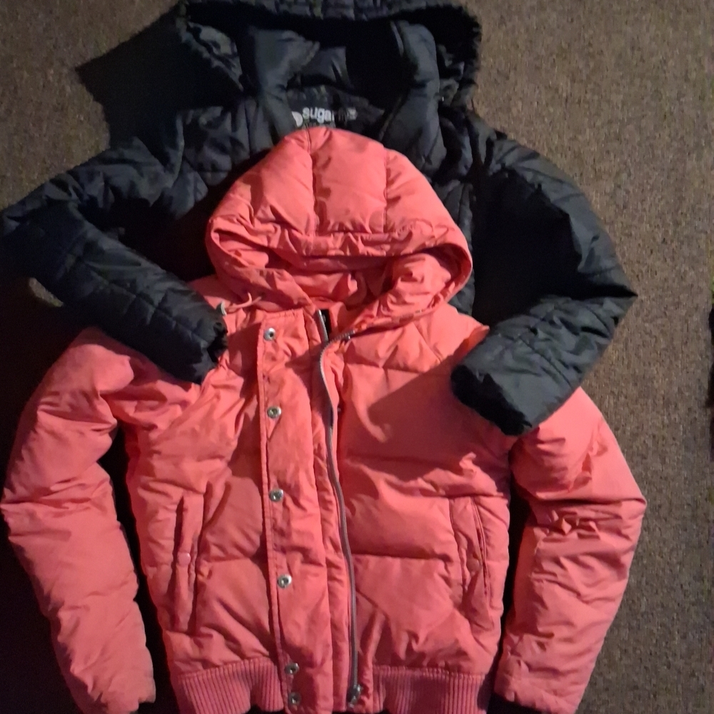 2xGAP Women’s Hooded Pink Puffer S+ Sugarfly Hooded Black Puffer XS